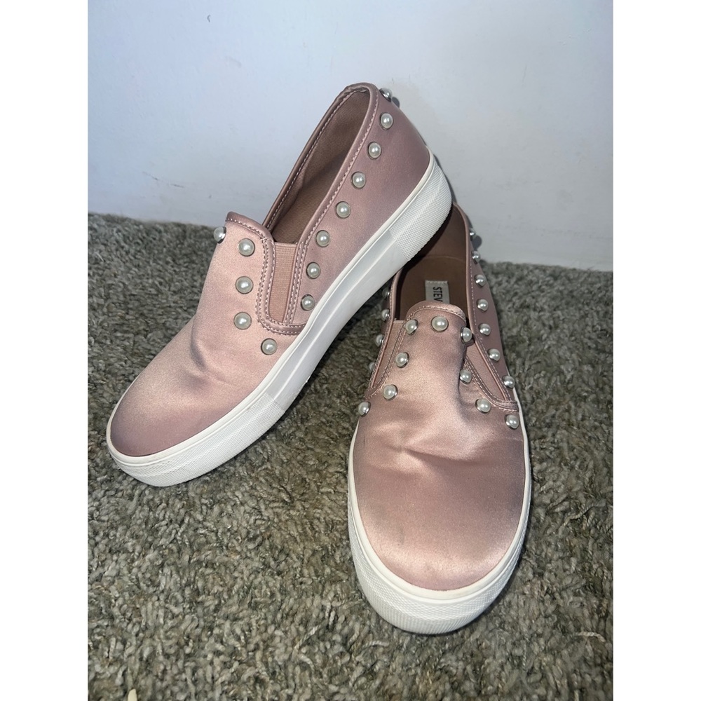 Steve Madden Women Shoes